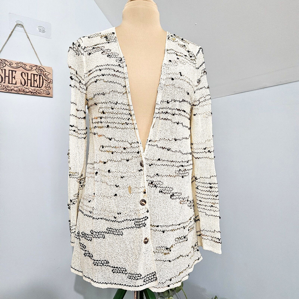 Carol Horn Cardigan 100% Viscose Textured Knit Button Front Ivory Black Medium